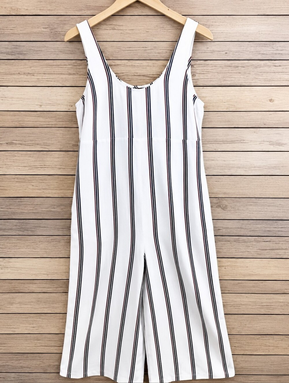 Tavik Coastal Bohemian Cropped Jumpsuit Sleeveless White With Stripes Size Small